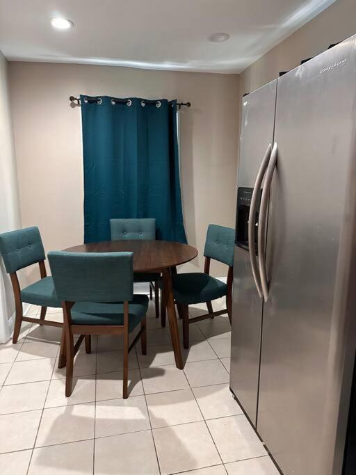 Bright 2Br Apt 8 Min To Jfk And 5 Min To Mall Apartment Valley Stream Bagian luar foto